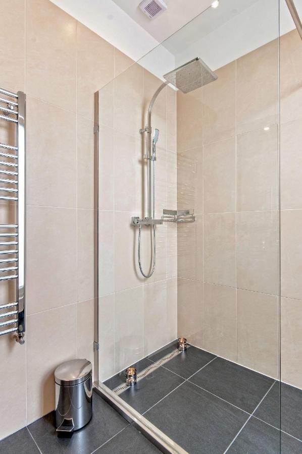Luxury Paulay Street Apartment Budapest Ngoại thất bức ảnh