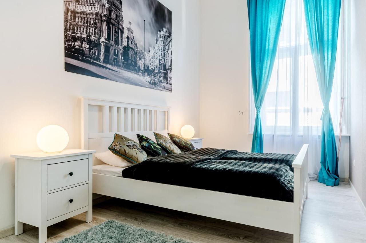 Luxury Paulay Street Apartment Budapest Ngoại thất bức ảnh